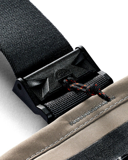 Simms G3 Pro Guide Waders suspender buckle detail
