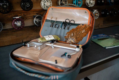 Fishpond Backwater Fly Tying Kit - detailed view