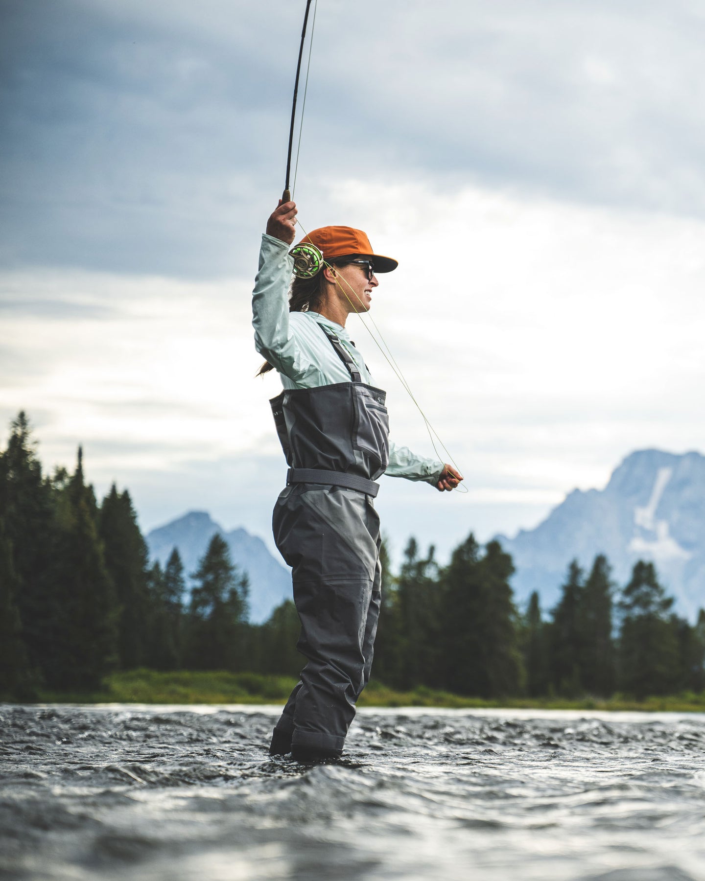 Simms Women's Freestone Waders - Stockingfoot - angler fly fishing
