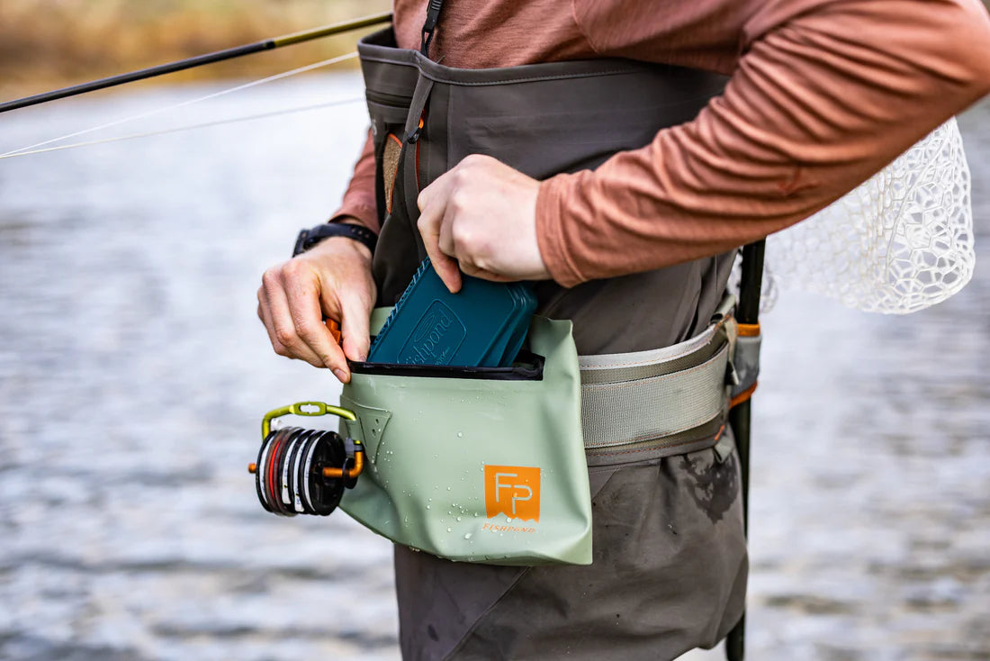 Fishpond Thunderhead Submersible Pouch - Eco Yucca