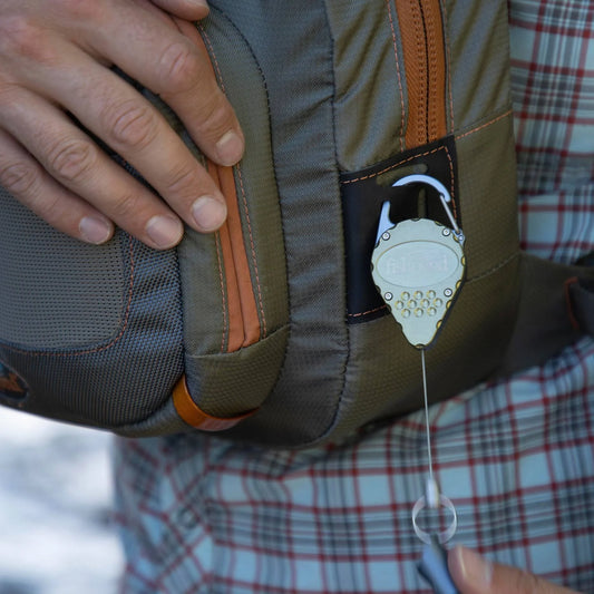 Fishpond Arrowhead Retractor