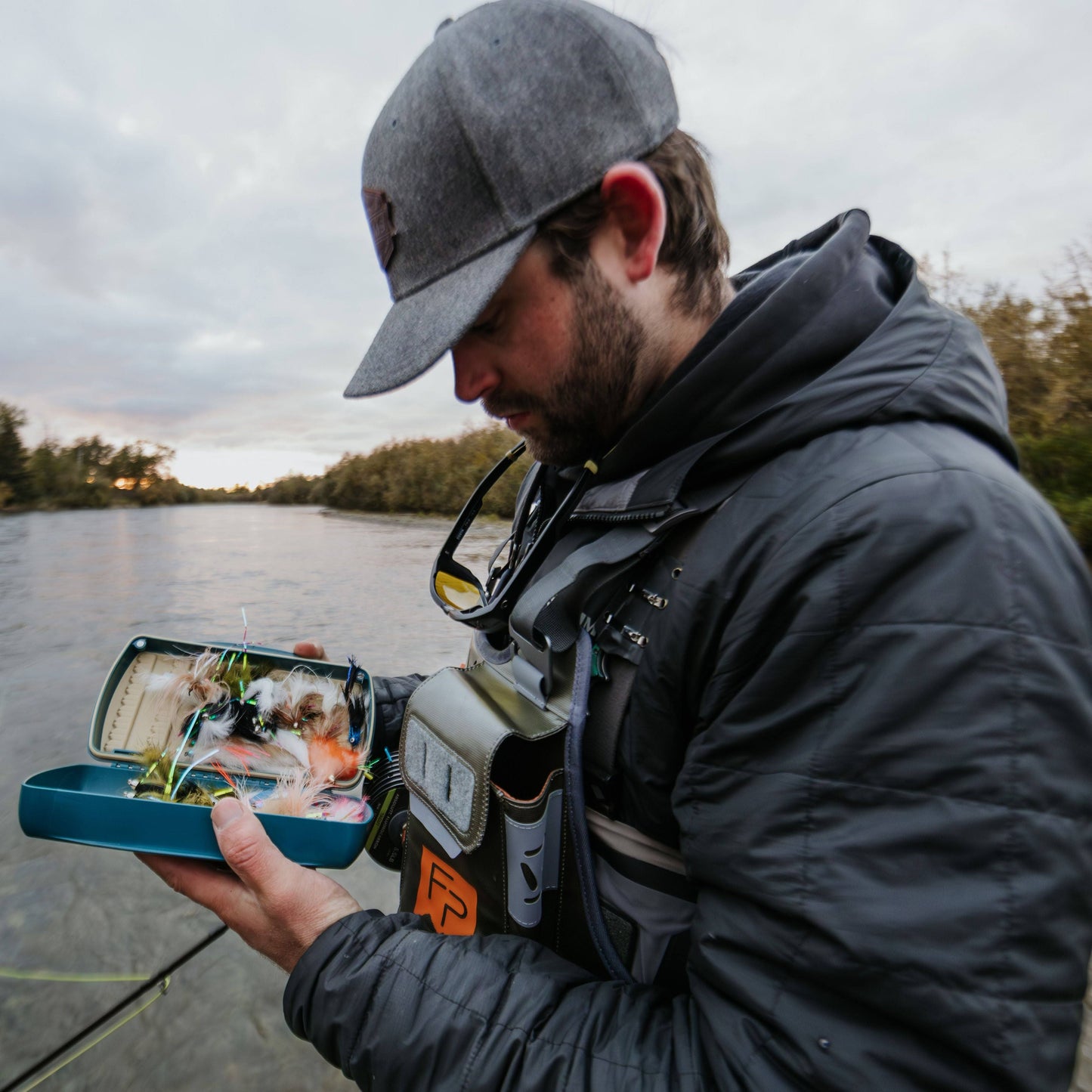 Fishpond Stormshadow Chest Pack